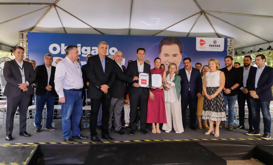 Em parceria com AACD, governador anuncia Complexo de Reabilitação Silvio Santos