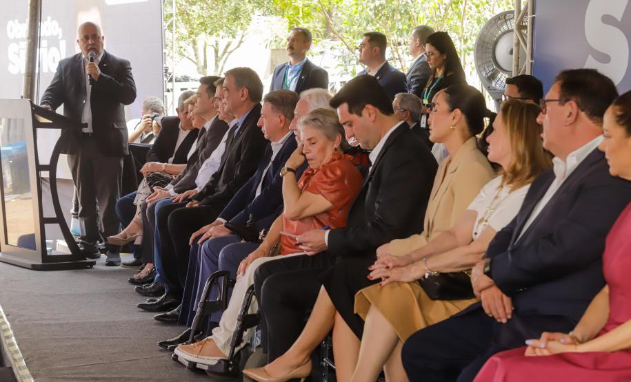 Em parceria com AACD, governador anuncia Complexo de Reabilitação Silvio Santos