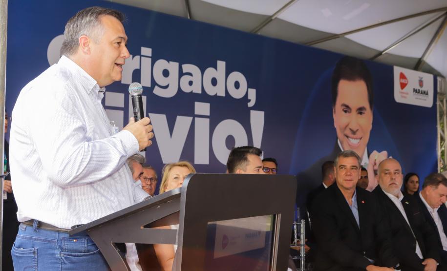 Em parceria com AACD, governador anuncia Complexo de Reabilitação Silvio Santos