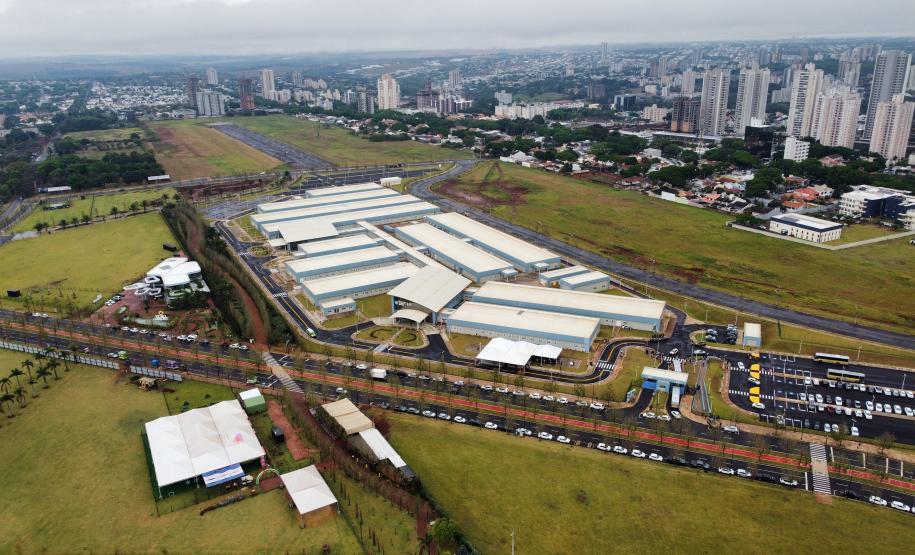 Megaestrutura: governador inaugura Hospital da Criança de Maringá