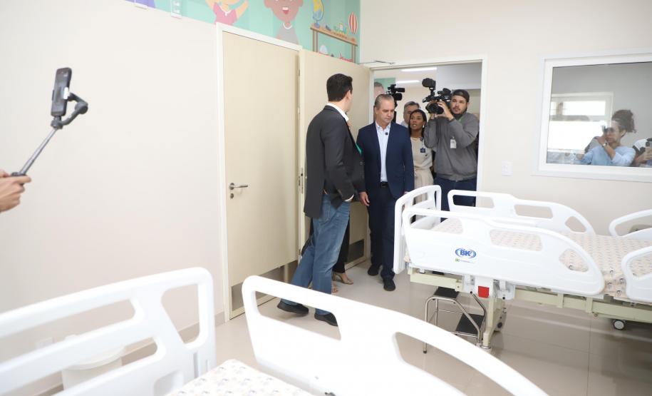 Megaestrutura: governador inaugura Hospital da Criança de Maringá