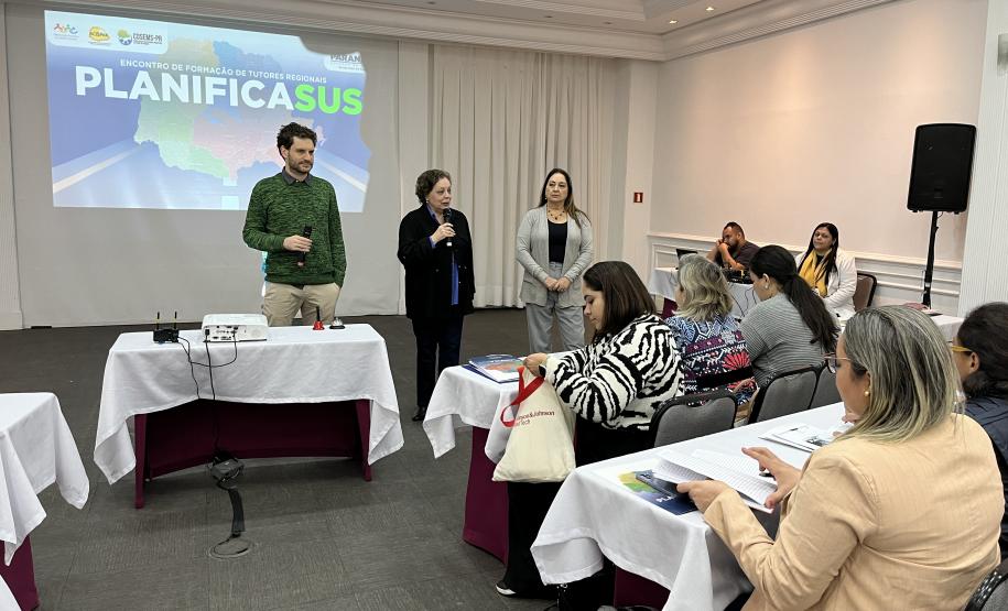 Encontro alinha processos e ações para aprimorar cuidados em saúde mental no SUS