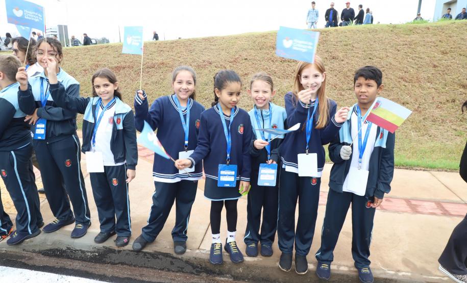 Megaestrutura: governador inaugura Hospital da Criança de Maringá