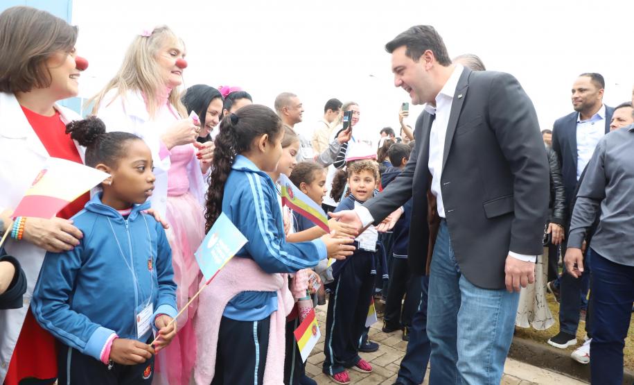 Megaestrutura: governador inaugura Hospital da Criança de Maringá