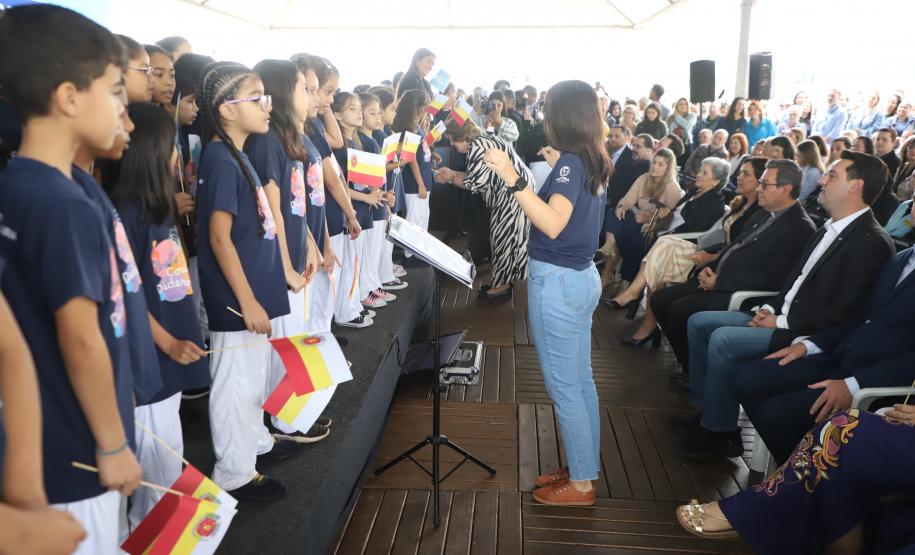 Megaestrutura: governador inaugura Hospital da Criança de Maringá