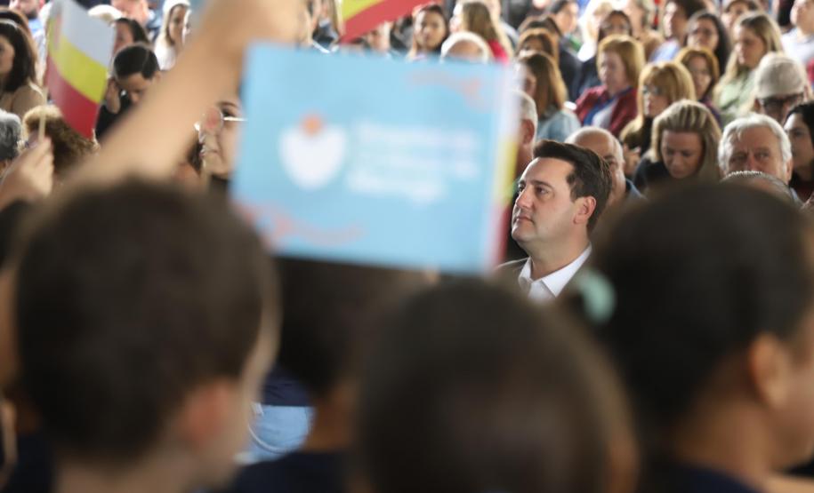 Megaestrutura: governador inaugura Hospital da Criança de Maringá