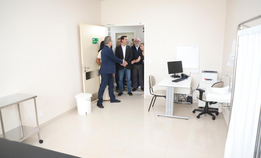 Megaestrutura: governador inaugura Hospital da Criança de Maringá