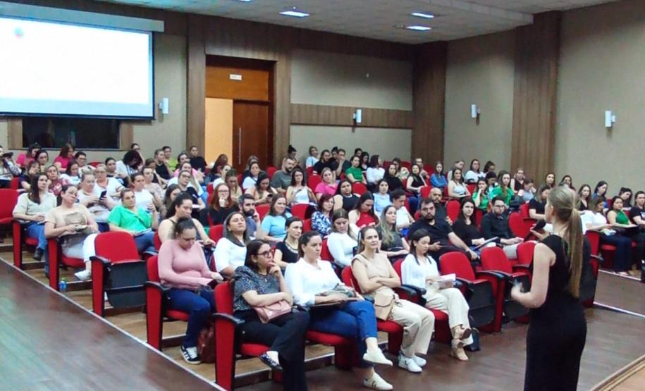 Saúde promove capacitação de profissionais sobre Transtorno do Espectro Autista