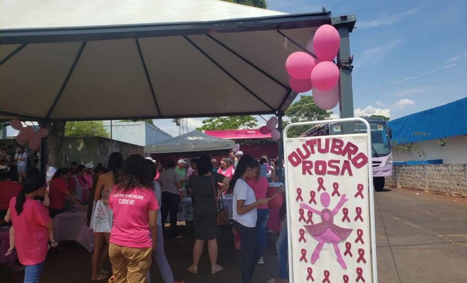 No Paraná Rosa, Estado alerta sobre a prevenção ao câncer e reforça investimentos no SUS
