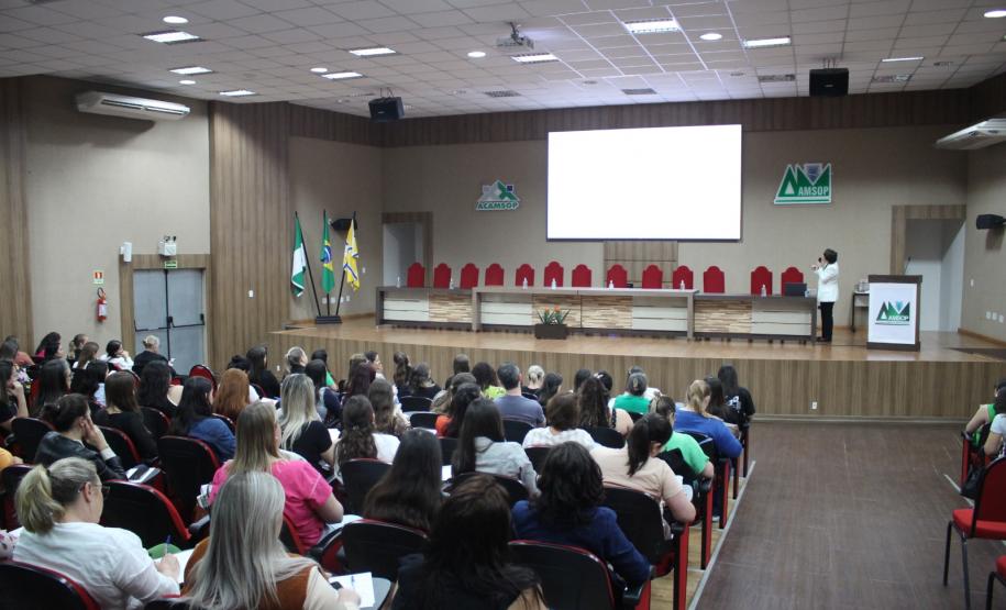 Saúde promove capacitação de profissionais sobre Transtorno do Espectro Autista