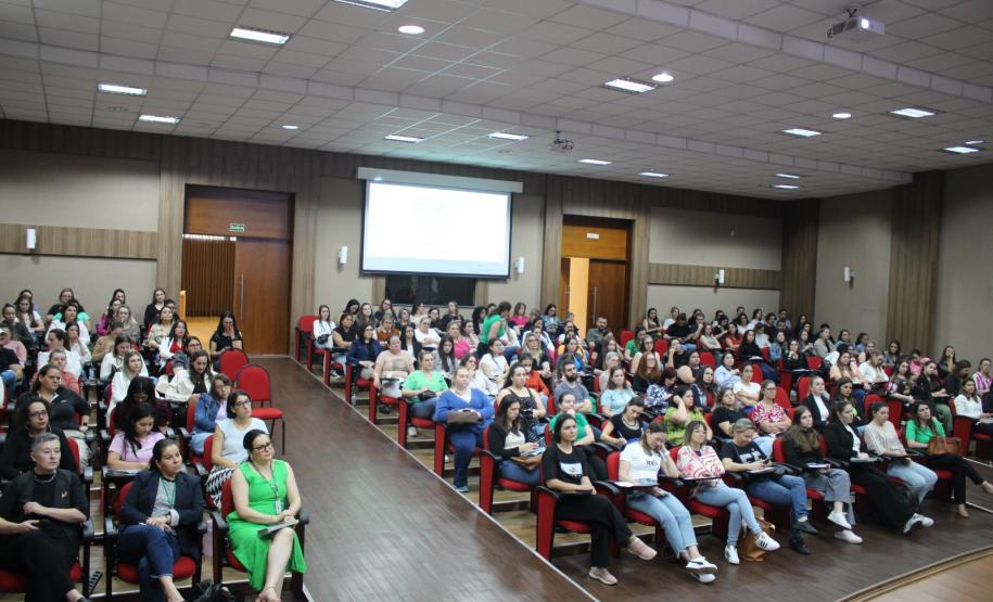 Saúde promove capacitação de profissionais sobre Transtorno do Espectro Autista