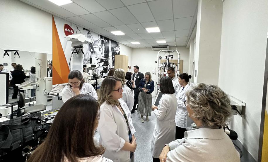 Cooperação técnica: equipe da Saúde do Paraná faz treinamento na AACD em São Paulo