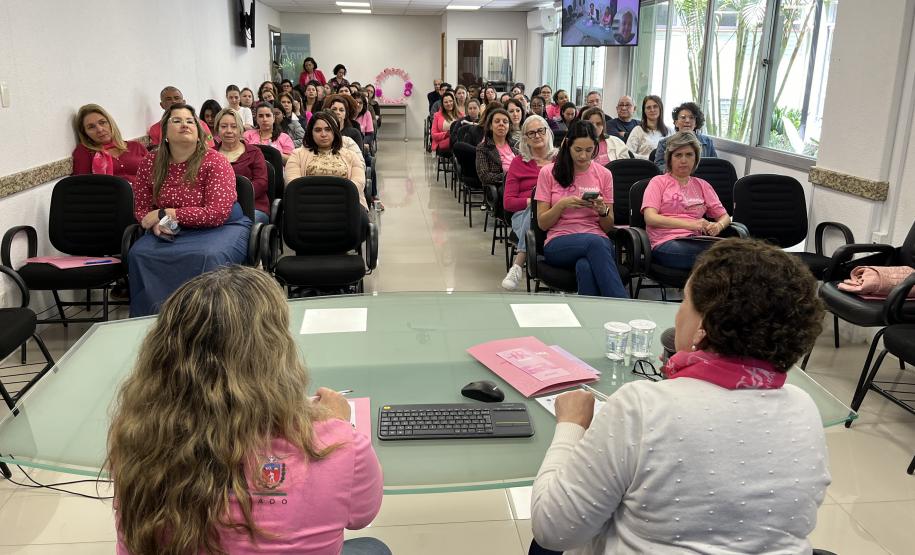 Saúde encerra campanha Paraná Rosa com balanço de ações e palestra sobre mindfulness