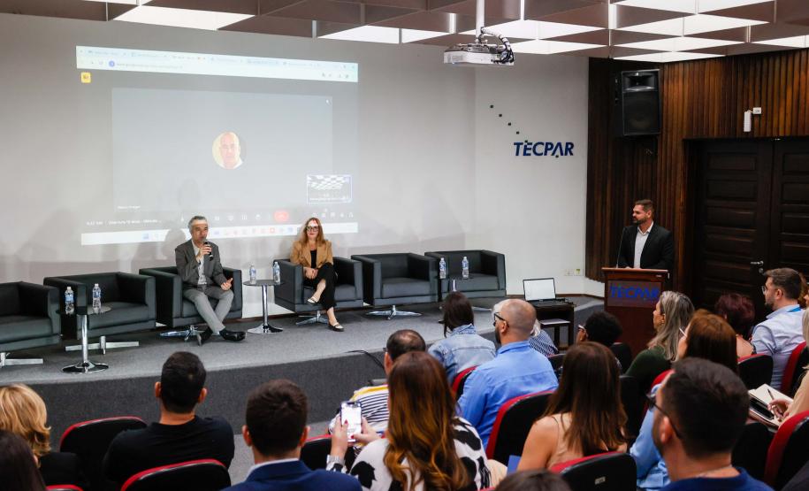 Maior biofábrica do mundo de mosquitos Wolbitos de combate à dengue será em Curitiba