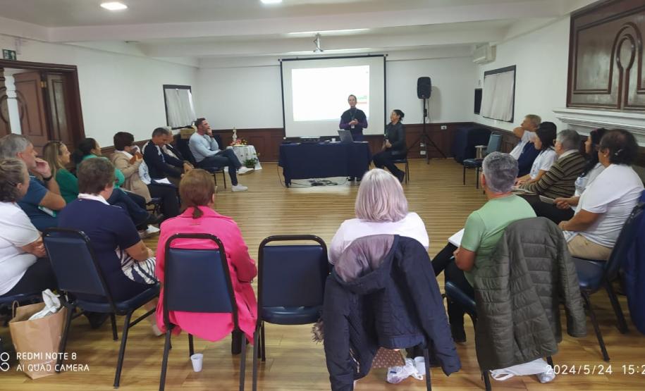 Sesa capacita 3 mil profissionais de saúde para aprimorar cuidado à pessoa idosa