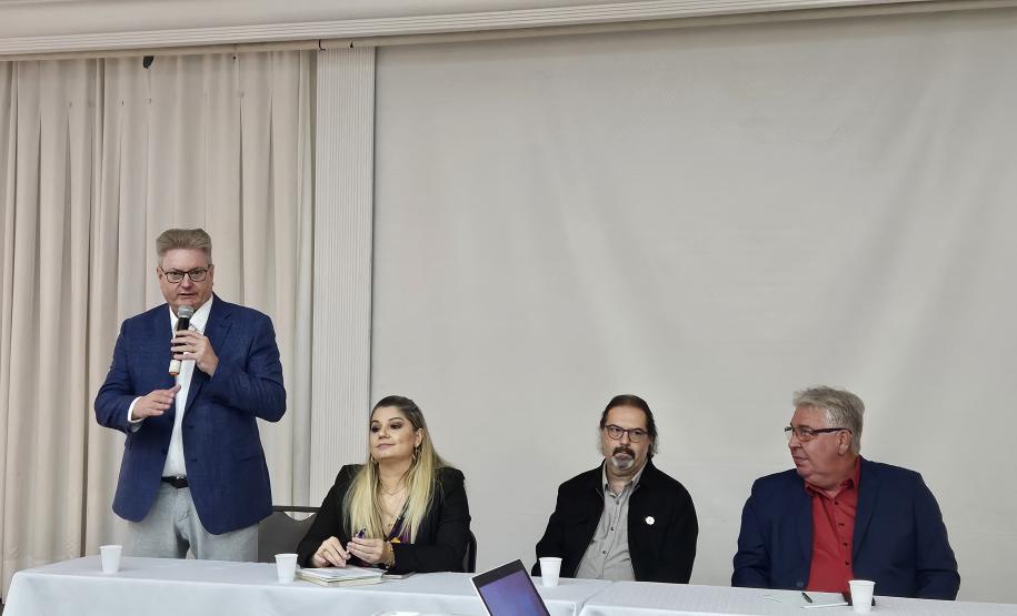 O encontro reuniu cerca de 180 servidores de diferentes áreas, promovendo integração e alinhamento de conceitos e práticas entre profissionais das esferas estadual e federal, além de incentivar o compartilhamento de práticas essenciais para a gestão pública de saúde.