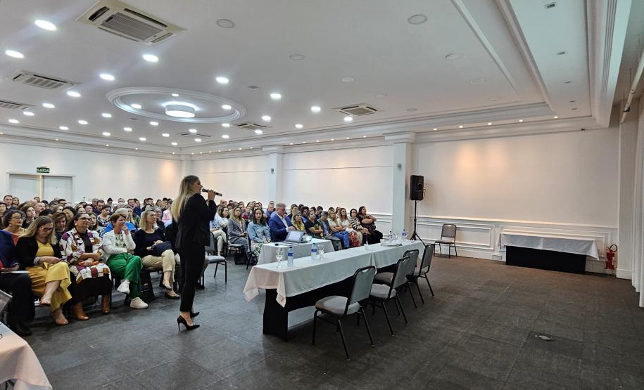 O encontro reuniu cerca de 180 servidores de diferentes áreas, promovendo integração e alinhamento de conceitos e práticas entre profissionais das esferas estadual e federal, além de incentivar o compartilhamento de práticas essenciais para a gestão pública de saúde.