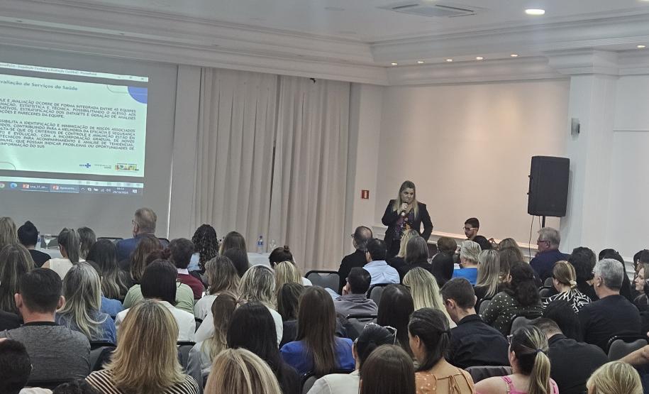 O encontro reuniu cerca de 180 servidores de diferentes áreas, promovendo integração e alinhamento de conceitos e práticas entre profissionais das esferas estadual e federal, além de incentivar o compartilhamento de práticas essenciais para a gestão pública de saúde.