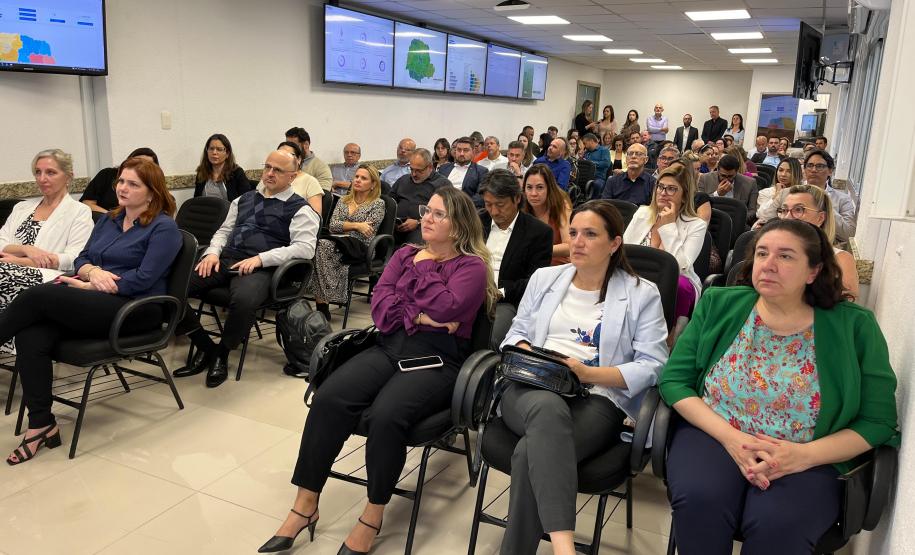 Paraná sedia encontro da rede de centros de inteligência estaduais para gestão do SUS