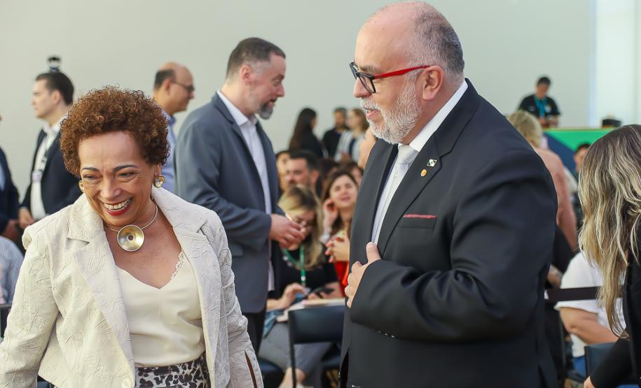 Paraná sedia encontro da rede de centros de inteligência estaduais para gestão do SUS