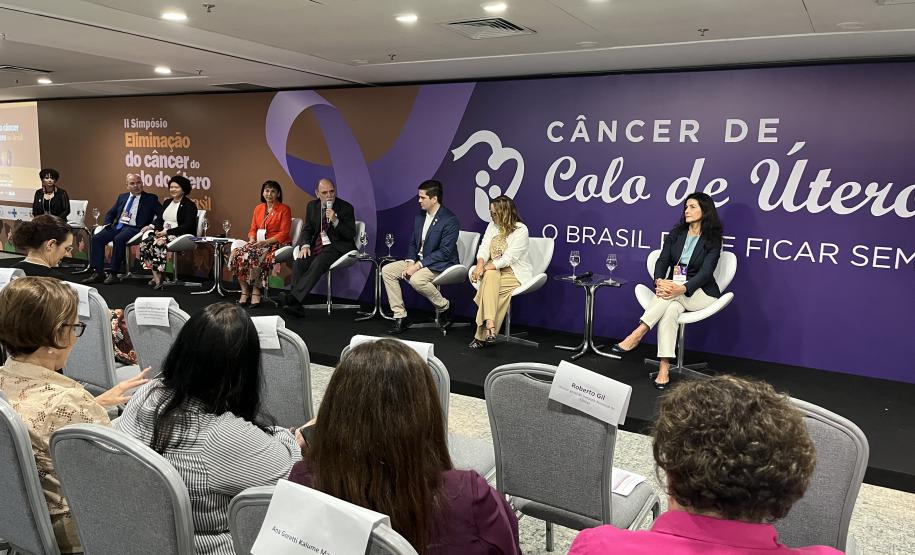 Líder na vacinação contra o HPV, Paraná é destaque em encontro sobre câncer de colo de útero