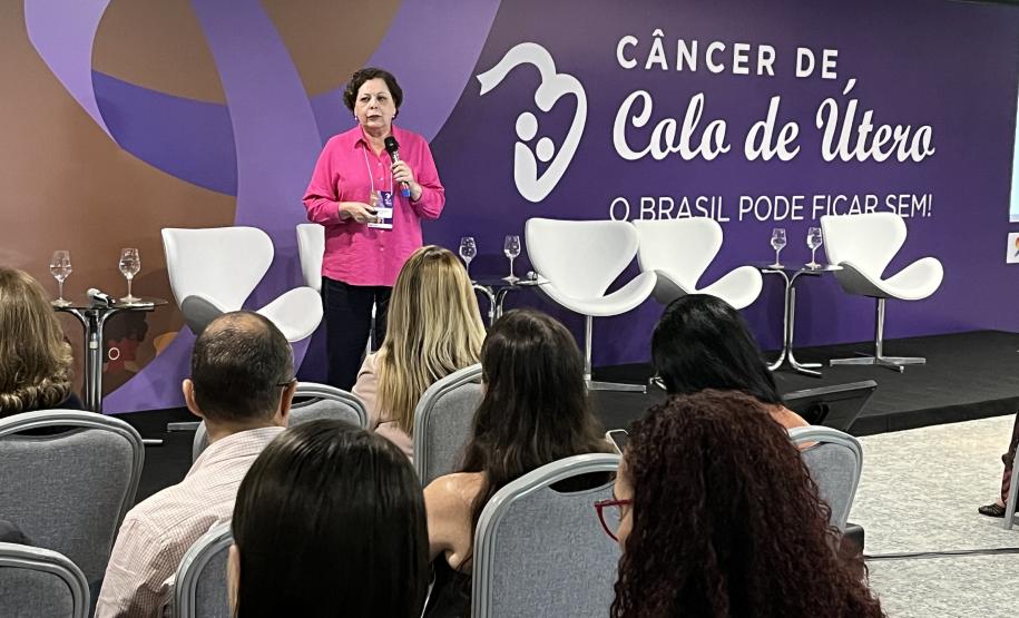 Líder na vacinação contra o HPV, Paraná é destaque em encontro sobre câncer de colo de útero