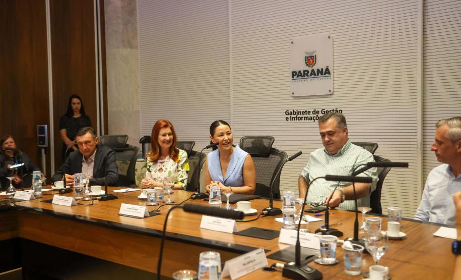 Verão Maior: Governo e Pequeno Príncipe selam parceria para aumentar doações ao hospital