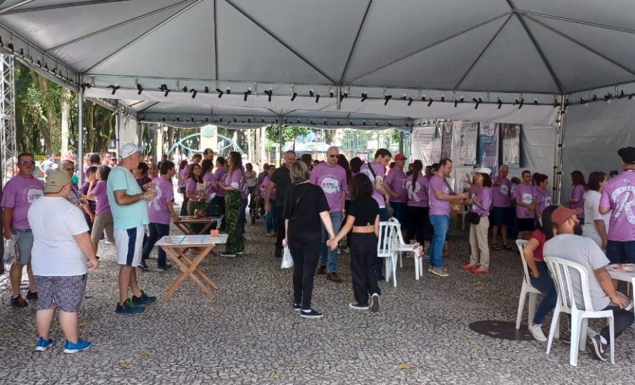 Caminhada marca início do mês de conscientização sobre doenças raras