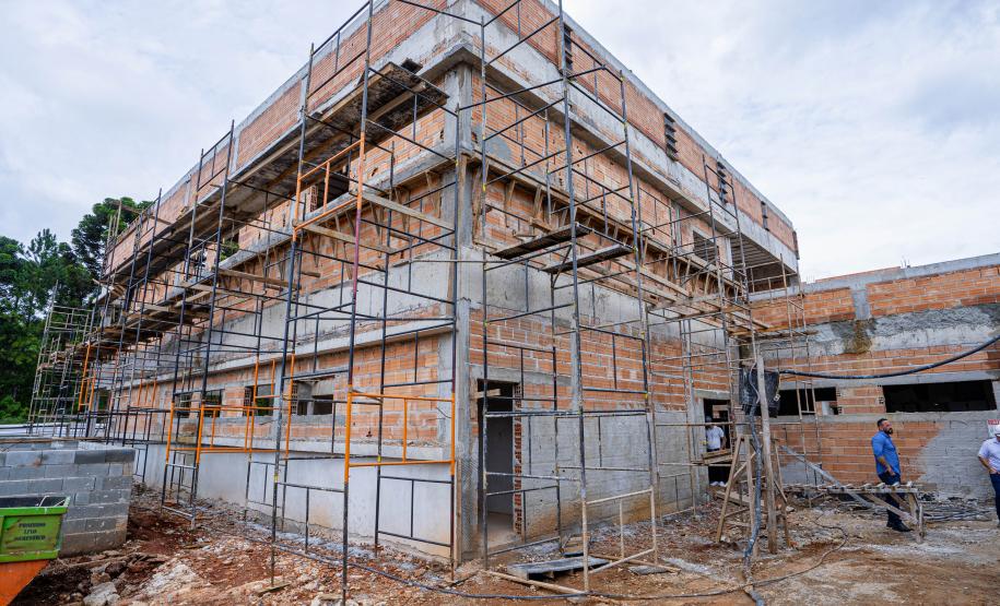 Estado vistoria obras do Hospital de Colombo e do AME de Almirante Tamandaré
