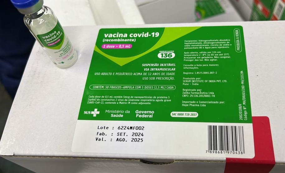 Paraná recebe primeira remessa do ano de vacinas contra a Covid-19