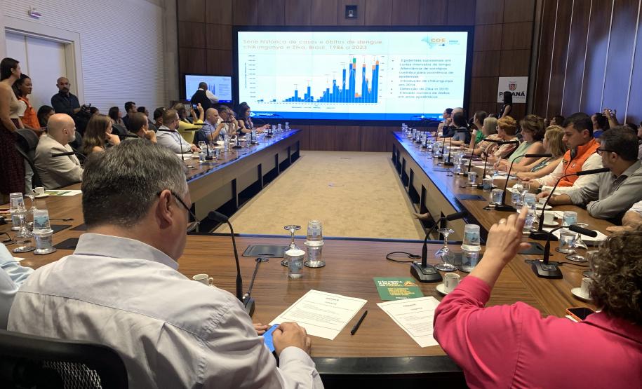 Comitê Intersetorial da dengue recebe apoio do Creci-PR e fortalece ações de enfrentamento