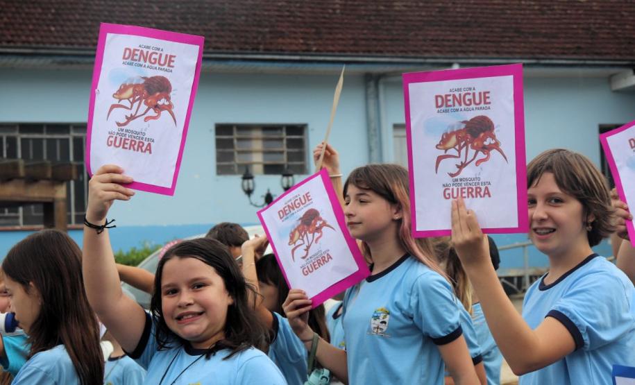 Governo do Paraná incentiva municípios para a adesão ao Programa Saúde na Escola