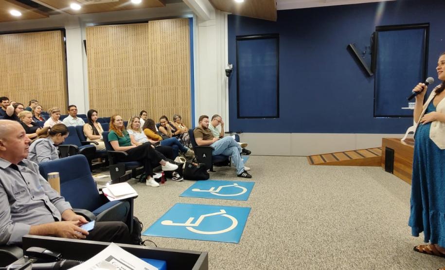 Saúde promove formação em práticas integrativas para profissionais da Atenção Primária à Saúde