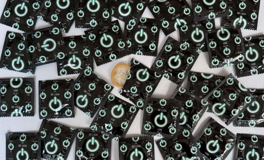 Com 500 mil preservativos já distribuídos em 2025, Saúde reforça prevenção às IST