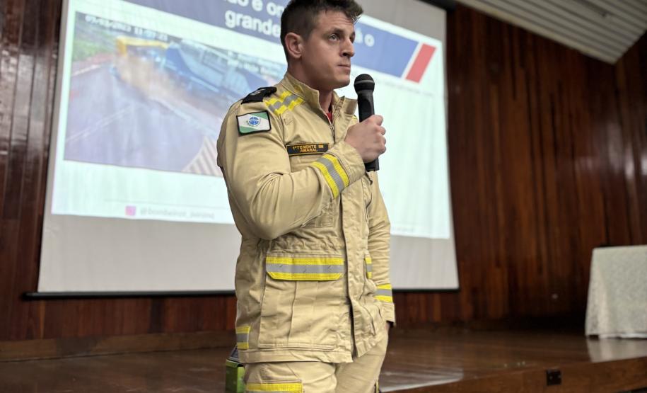 Saúde realiza simulação de incidente com múltiplas vítimas para treinamento de urgência em Londrina