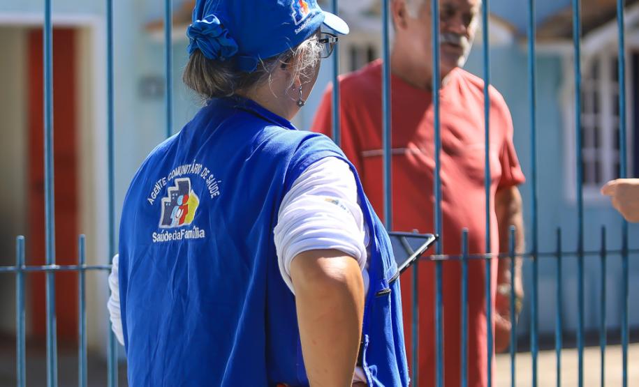 13 mil tablets entregues pelo Estado em 2022 revolucionaram trabalho dos agentes de saúde