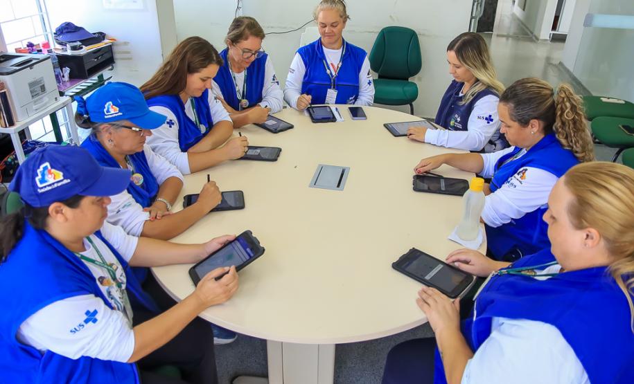 13 mil tablets entregues pelo Estado em 2022 revolucionaram trabalho dos agentes de saúde