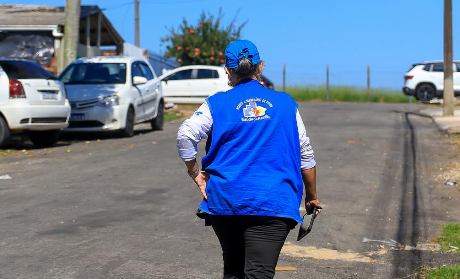 13 mil tablets entregues pelo Estado em 2022 revolucionaram trabalho dos agentes de saúde