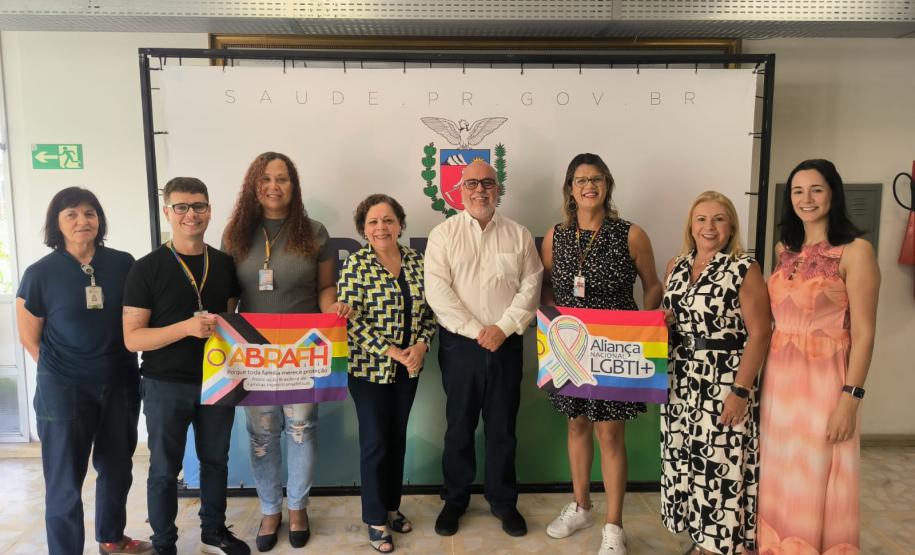 Sesa e representantes do Grupo Dignidade avaliam os avanços de ações em saúde voltadas para a população trans