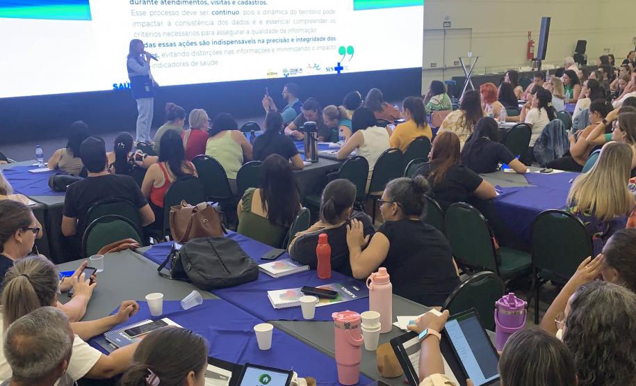 Saúde capacita 300 agentes comunitários e de combate a endemias no uso de plataformas