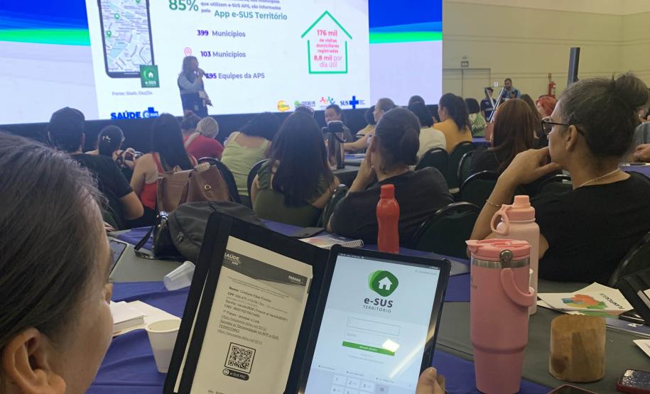 Saúde capacita 300 agentes comunitários e de combate a endemias no uso de plataformas