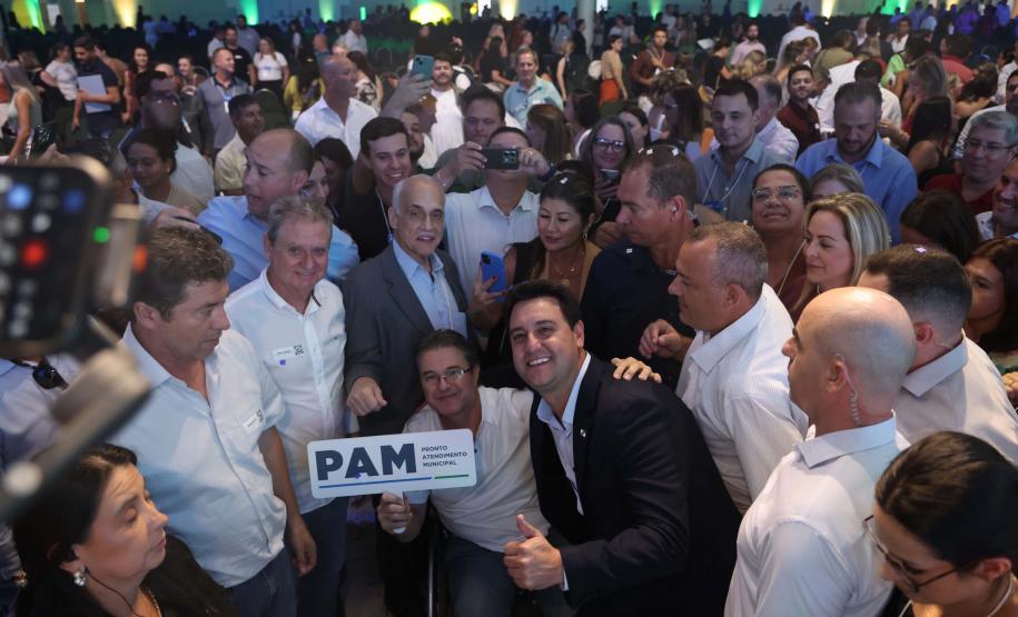 R$ 1,19 bilhão: Ratinho Junior anuncia maior pacote de investimentos da história da saúde