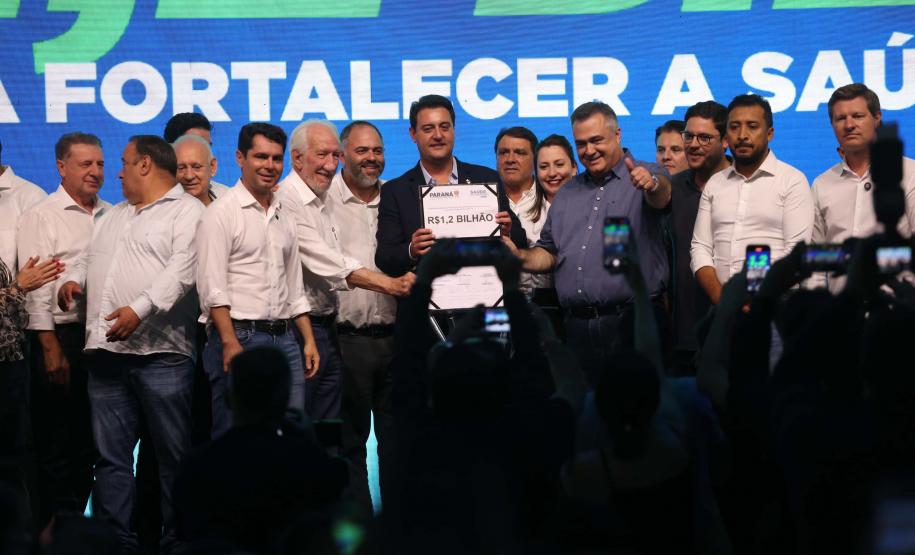 R$ 1,19 bilhão: Ratinho Junior anuncia maior pacote de investimentos da história da saúde