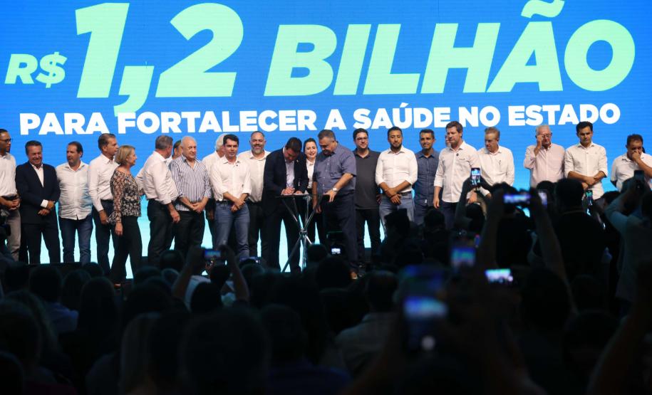 R$ 1,19 bilhão: Ratinho Junior anuncia maior pacote de investimentos da história da saúde