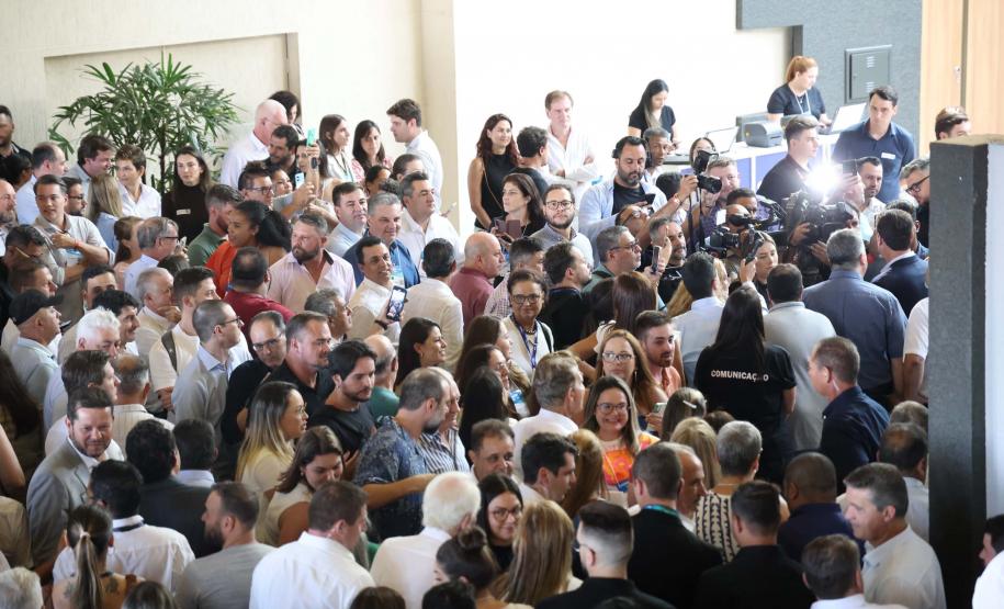 R$ 1,19 bilhão: Ratinho Junior anuncia maior pacote de investimentos da história da saúde