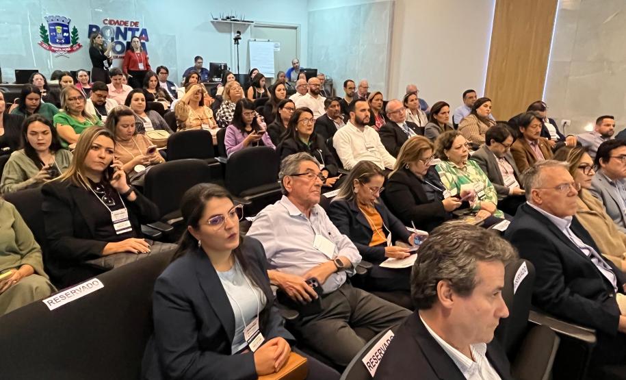 Paraná, Mato Grosso do Sul e Paraguai discutem vigilância em saúde nas fronteiras