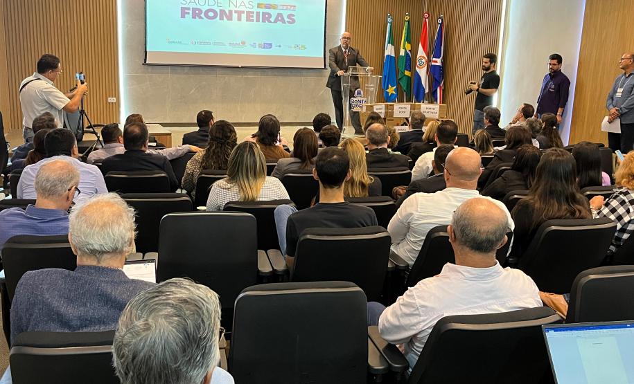 Paraná, Mato Grosso do Sul e Paraguai discutem vigilância em saúde nas fronteiras