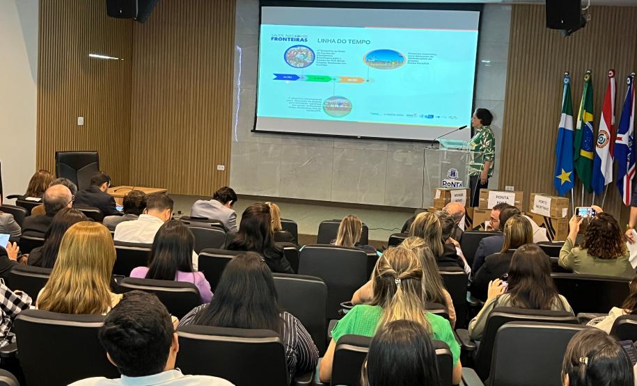 Paraná, Mato Grosso do Sul e Paraguai discutem vigilância em saúde nas fronteiras