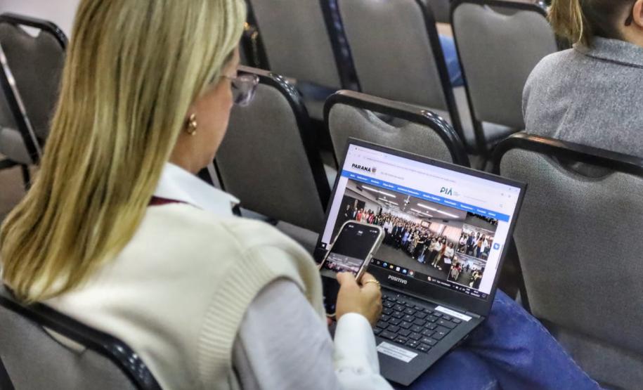 Dia D da vacinação será em 10 de maio; força-tarefa nas escolas começa na segunda