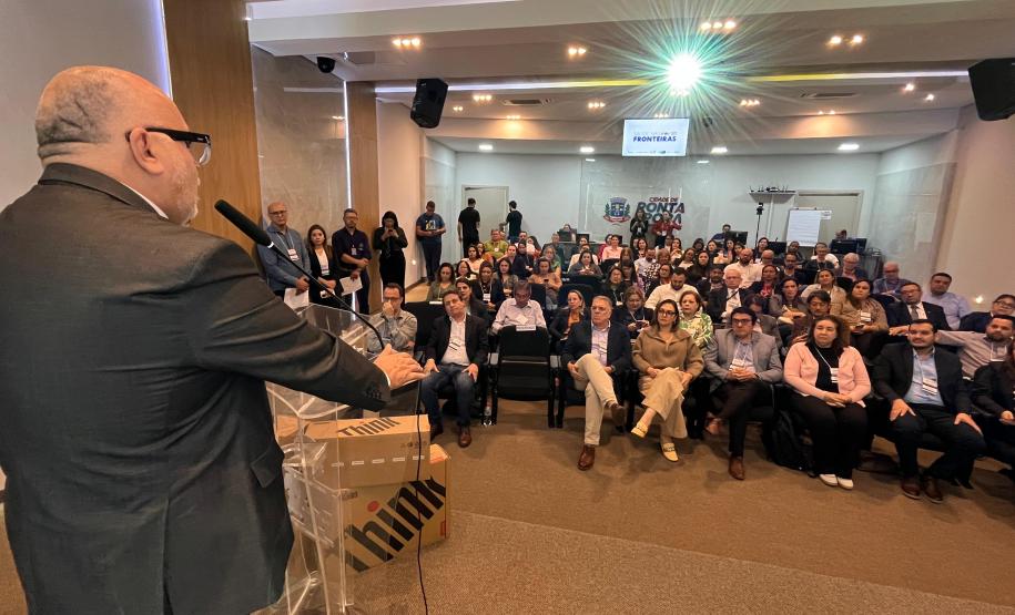 Paraná, Mato Grosso do Sul e Paraguai discutem vigilância em saúde nas fronteiras